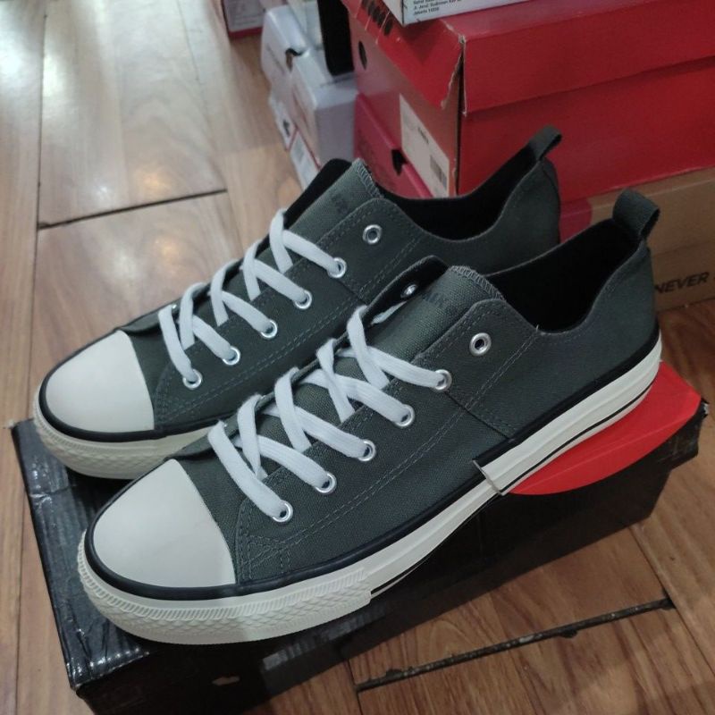 Sepatu Airwalk Shane (M)