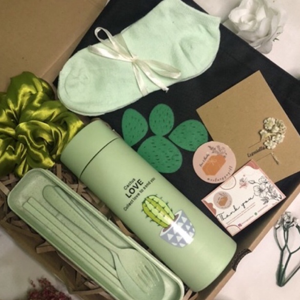 

Terbaru.. PAKET JOY / KADO ULANG TAHUN HAMPERS MURAH / GRADUATION / HADIAH CEWEK COWOK / MURAH MERIAH / GRADUATION / KADO SIDANG / PERPISAHAN / GIFT BOX ACARA / EVENT / PEMATERI / SAHABAT ART