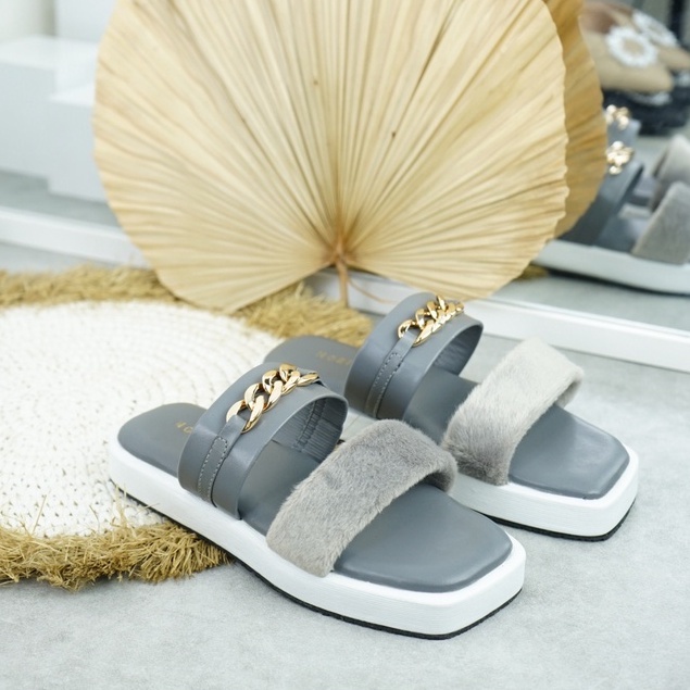 flash sale 7,7 Sandal Wanita Ban Dua Strap Bludru Rantai AB 69