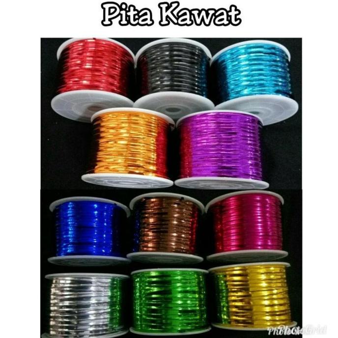 

PITA KAWAT / TALI KAWAT / PITA SOUVENIR PER ROLL