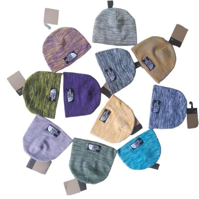 Topi Kupluk The North Face Logo Box Cuffed Beanie Hat Winter Coat