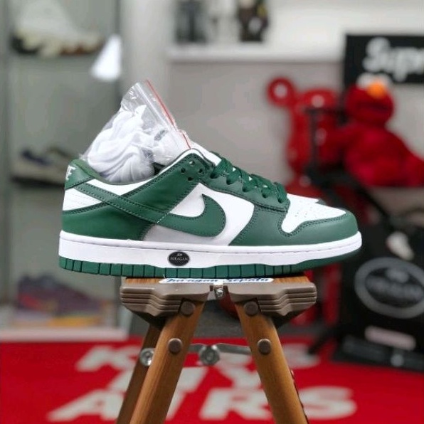 Nike Dunk Low &quot;Michigan State&quot;