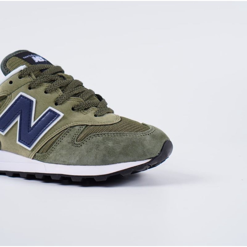 Sepatu New Balance 1300 Olive Green