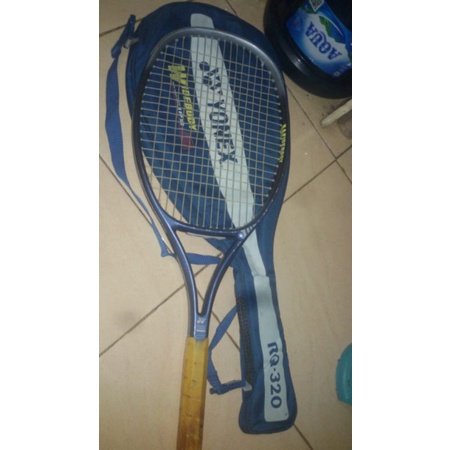 Raket tennis yonex original ( bekas )
