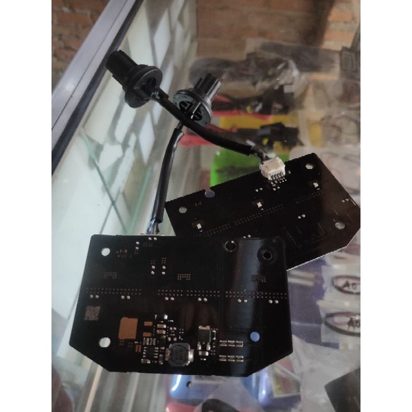 soket + pcb lampu depan beat deluxe beat street new LED 2020 2022