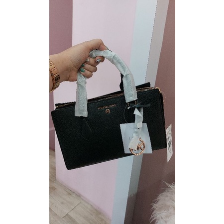 sling bag hitam mk valerie