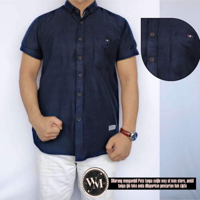 Kemeja Polos Lengan Pendek Slim Fit Pria Slim Fit