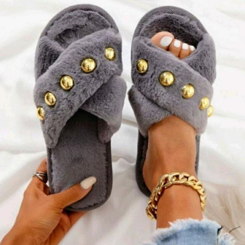 New Sandal Bulu Wanita Mutiara Silang/Sendal Rumah