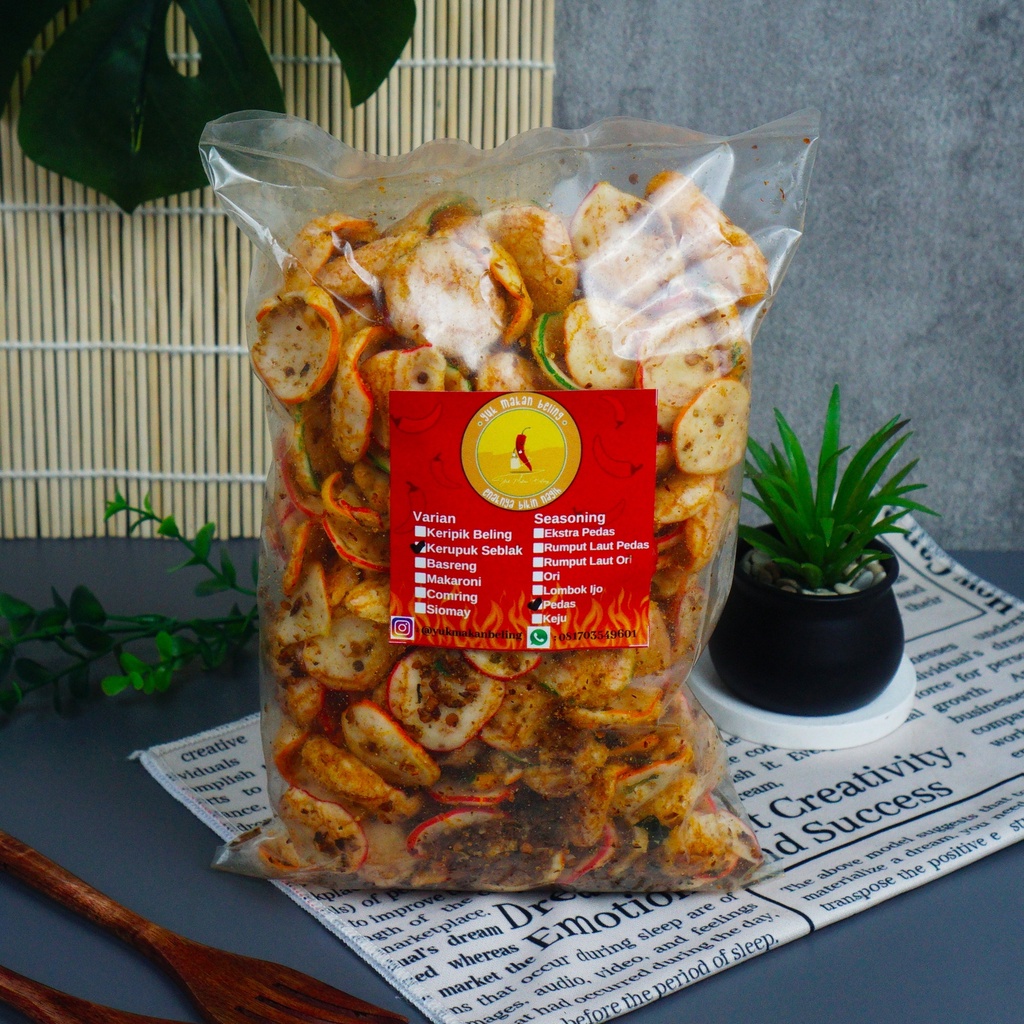 

KERUPUK SEBLAK DAUN JERUK 1/4KG (250GRAM)