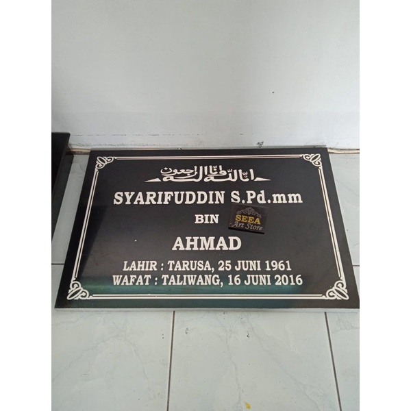 BATU NISAN MAKAM GRANIT ALAM ASLI 20X30 + PACKING KAYU