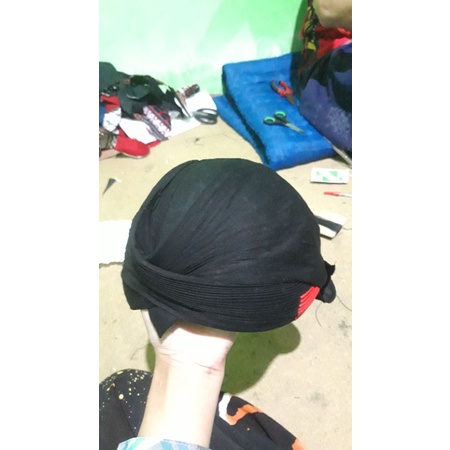 Blangkon Hitam Polos