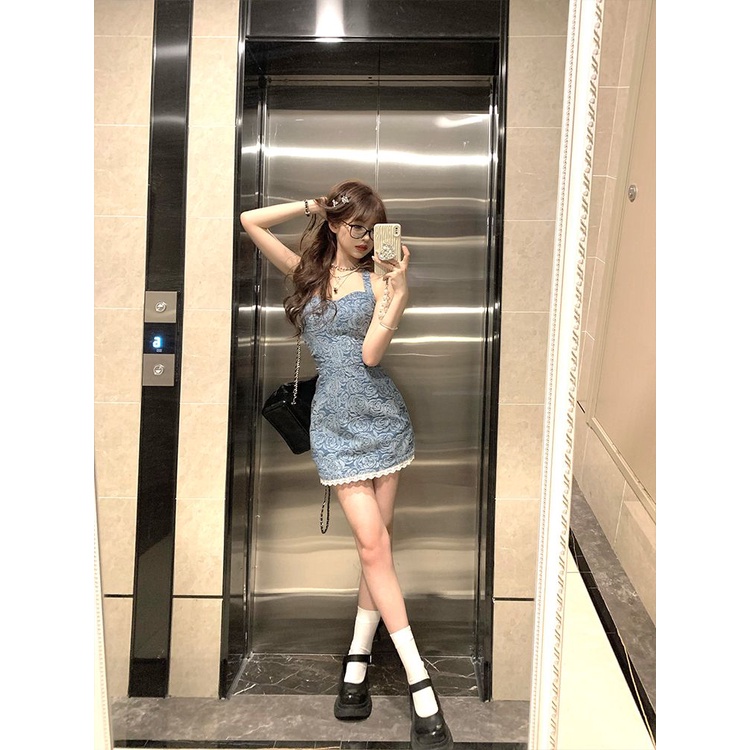 Red Rose tannin strappy halter neck denim rok retro strapless hot girl temperamen tanpa lengan pinggang slimming short dress