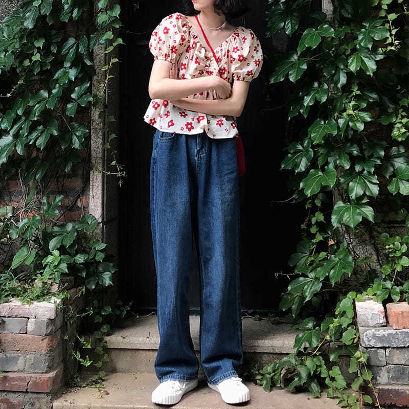 Red Panjang dan pendek lembut dan manis kemeja lengan engah bunga wanita 2022 musim panas baru atas desain ceruk Prancis