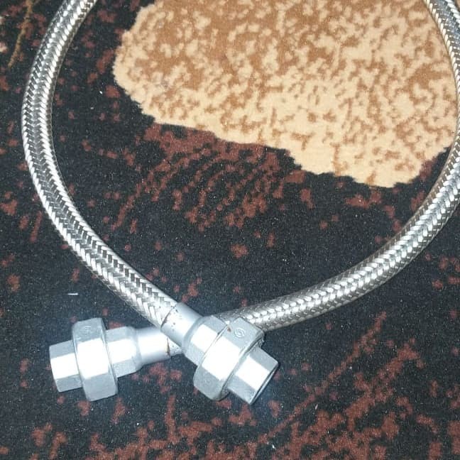 selang gas flexible drat 1/2" Bridgestone