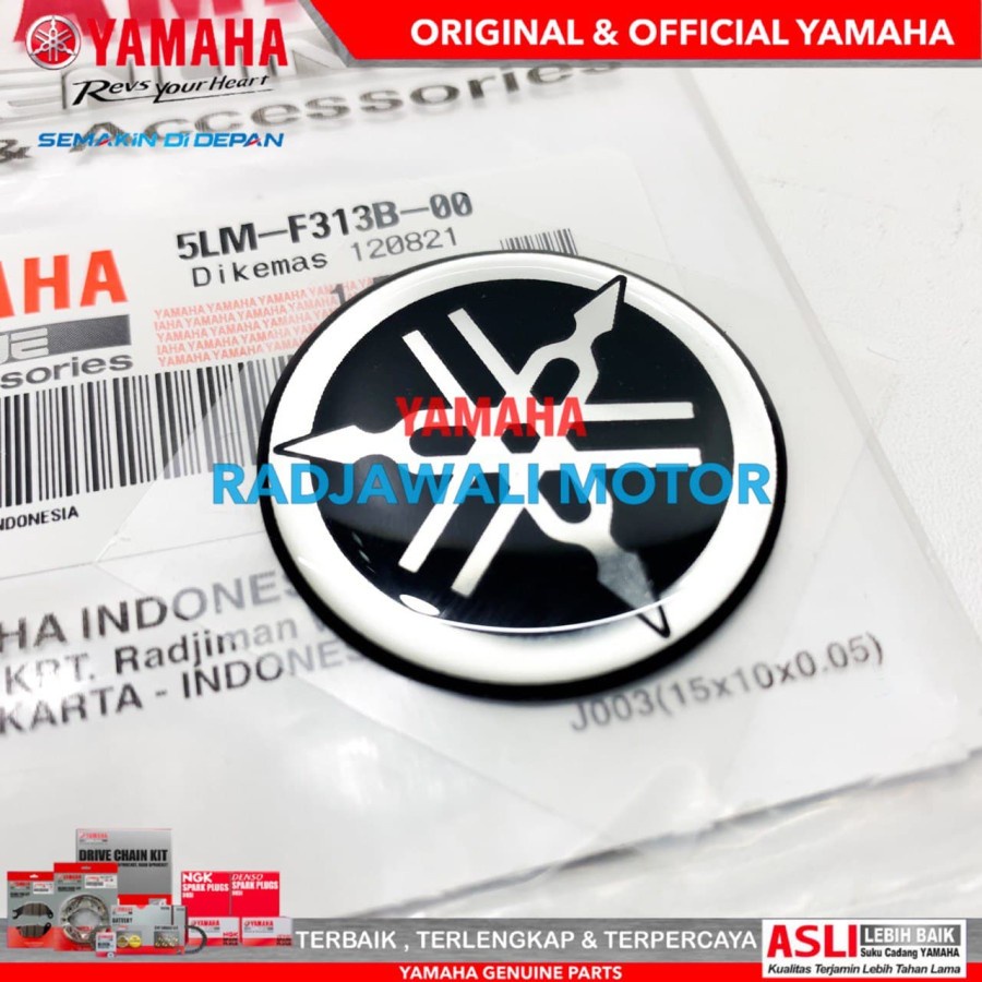 EMBLEM LOGO YAMAHA TAMENG DASI DEPAN JUPITER , JUPITER Z 2005 ASLI ORIGINAL YAMAHA 5LM-F313B-00
