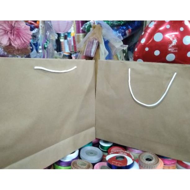 

New paper bag xl nyamping isi 12 pcs terlaris & murah