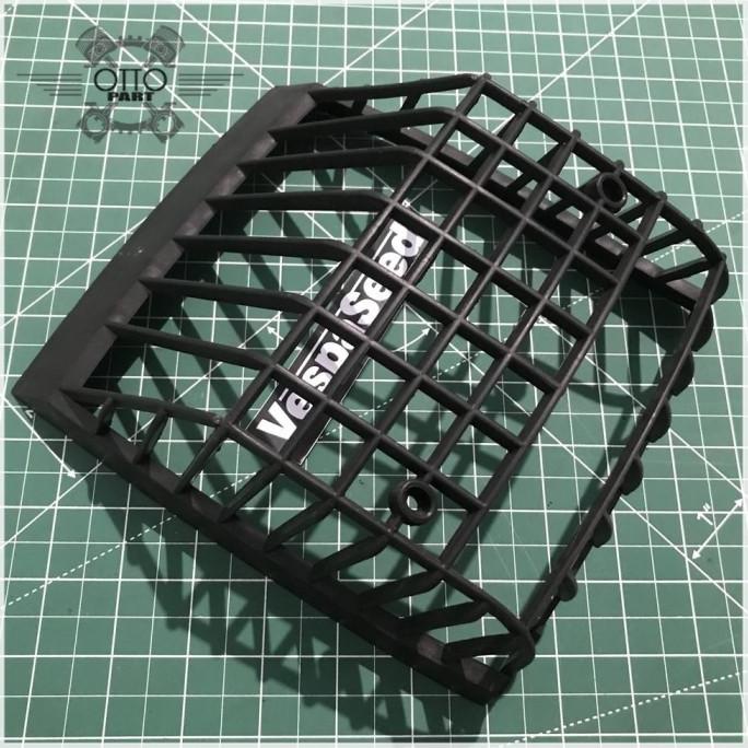 Grill Pelindung Stoplamp Lampu Belakang Vespa Arcobaleno