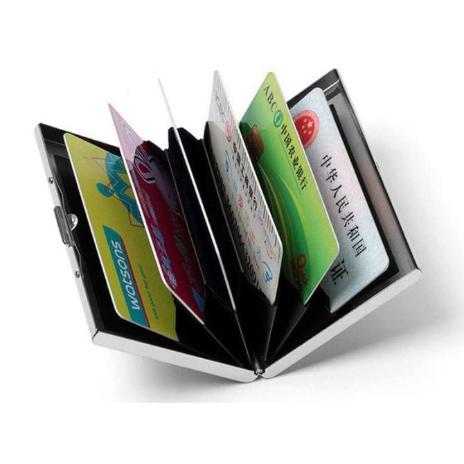 

Dompet Kartu Stainless 6 Slot Card Wallet Elegant Silver