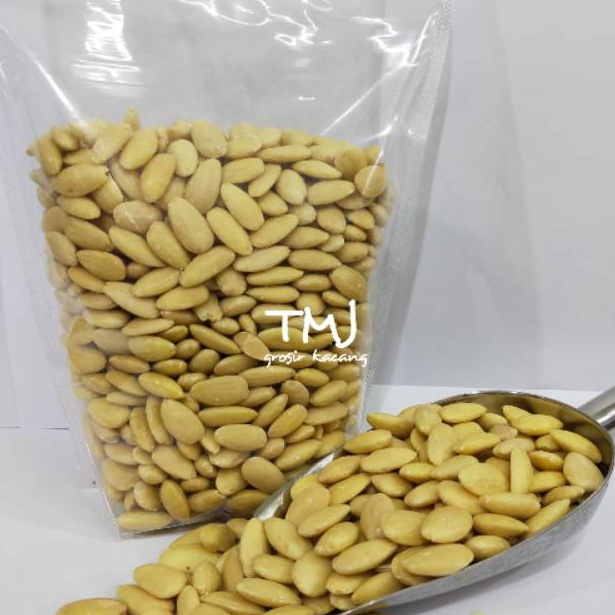 

Terkini.. Kacang Almond Blanched 500 gr (Tanpa Kulit Ari) CRK