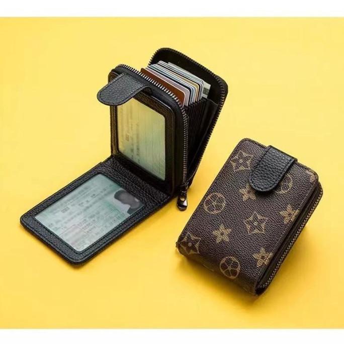 

Dompet Kartu Atm Debit Ktp Reskan / Tempat Emas Logam Mulia / Souvenir