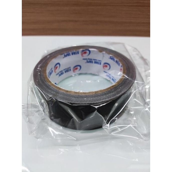 

Lakban Kain Isolasi Tape Star Tape 1,5" x 12 Meter (35 mm x 12 Meter) sellanorimart