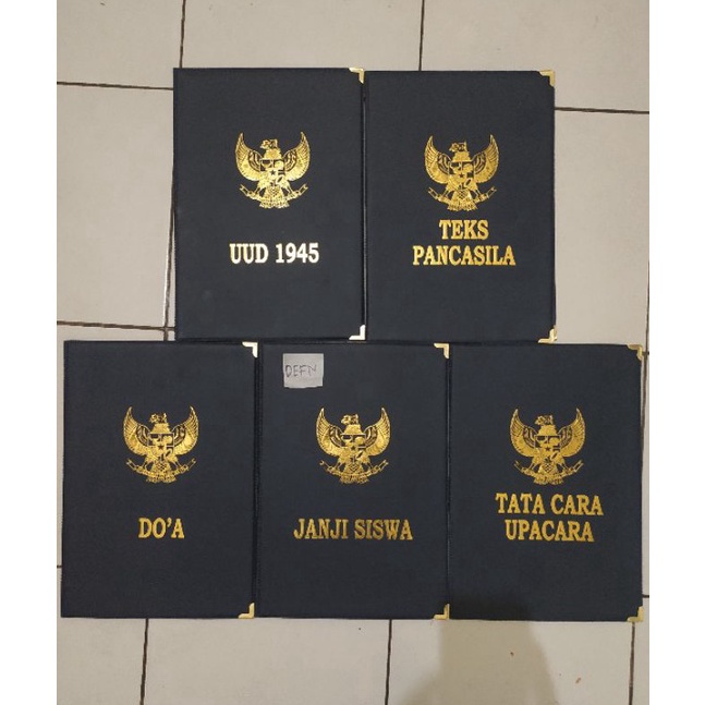 

Terbatas Grosir//5 Map Upacara + 10 selempang upacara/map upacara bahan kulit sintetis GID