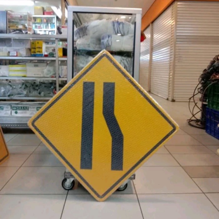 

Terlaris Papan Peringatan Rambu Penyempitan Jalan