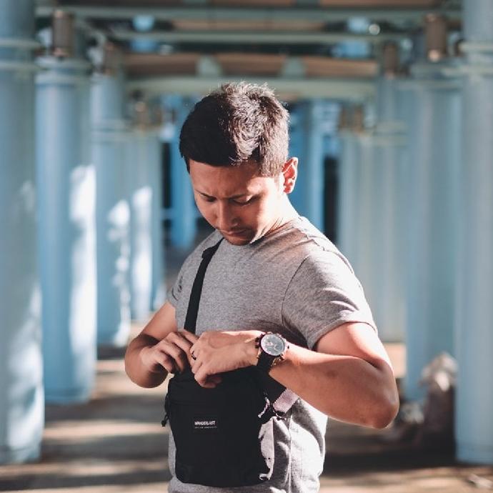 Zaryade Black Wanderlust | Tas Selempang Slingbag Travel