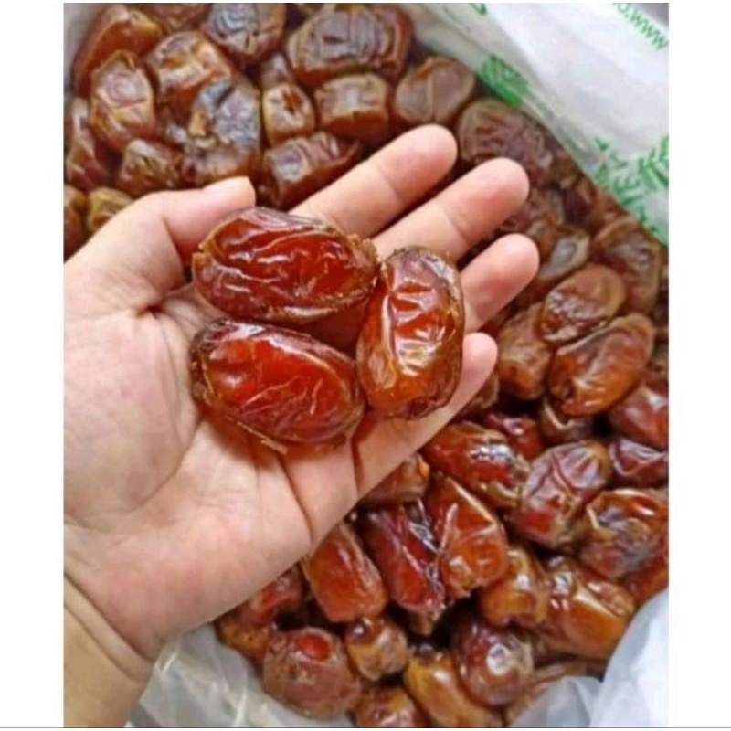 

Kurma saad khalas murah / kurma saad khalas berkualitas kemasan repack 500grm