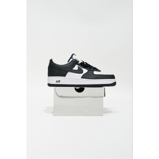 NIKE AIR FORCE 1 LOW PANDA BLACK WHITE