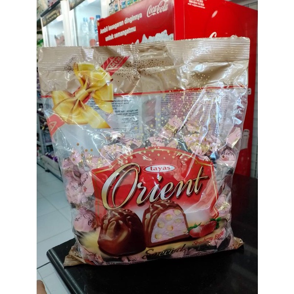 

COKELAT ORIENT STROWBERRY IMPORT