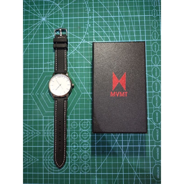 Jam Tangan MVMT Man Mod sweep quartz White second mulus non original