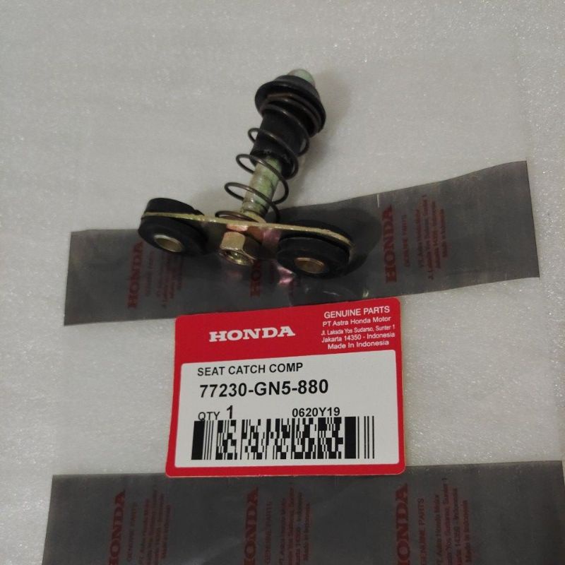 Stut Tonjokan Jok Belakang Honda Astrea Grand Bulus,Impressa,Legenda,Prima,Astrea Star Distributor S