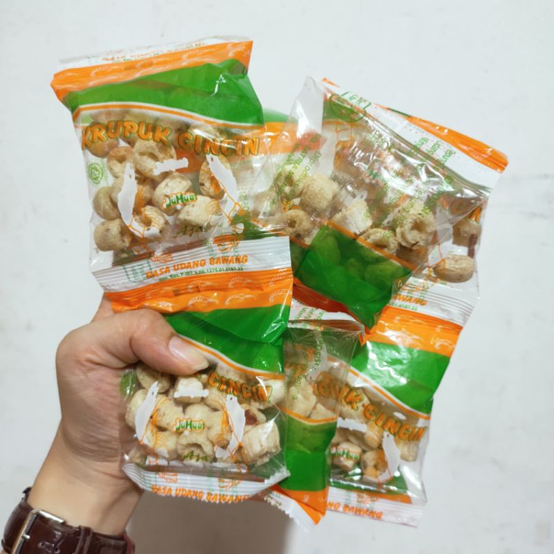 

Krupuk Cincin 1 renteng isi 10 pcs