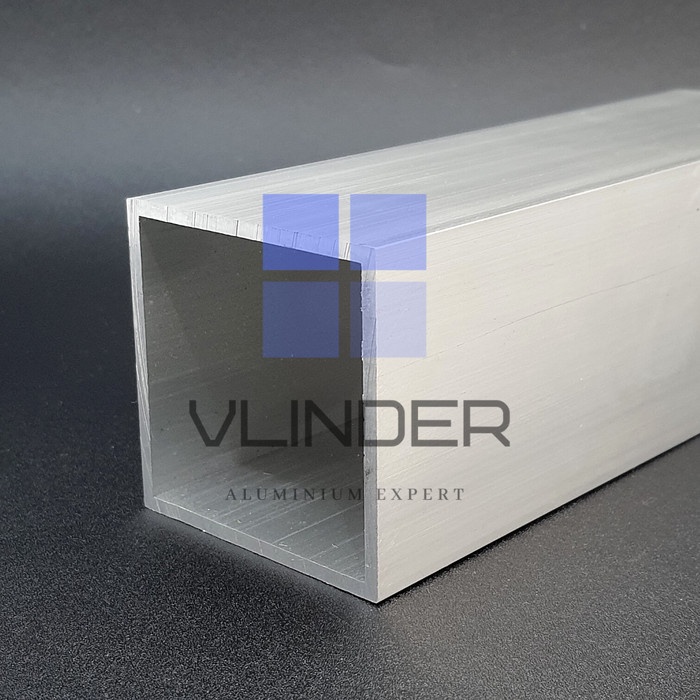 Hollow Aluminium 63.5 mm x 63.5 mm, t. 3.18 mm