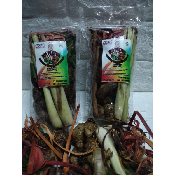 

Paket 3 Bahan Bir Pletok Betawi Bang Aldy 16 Rempah 2 Liter Air