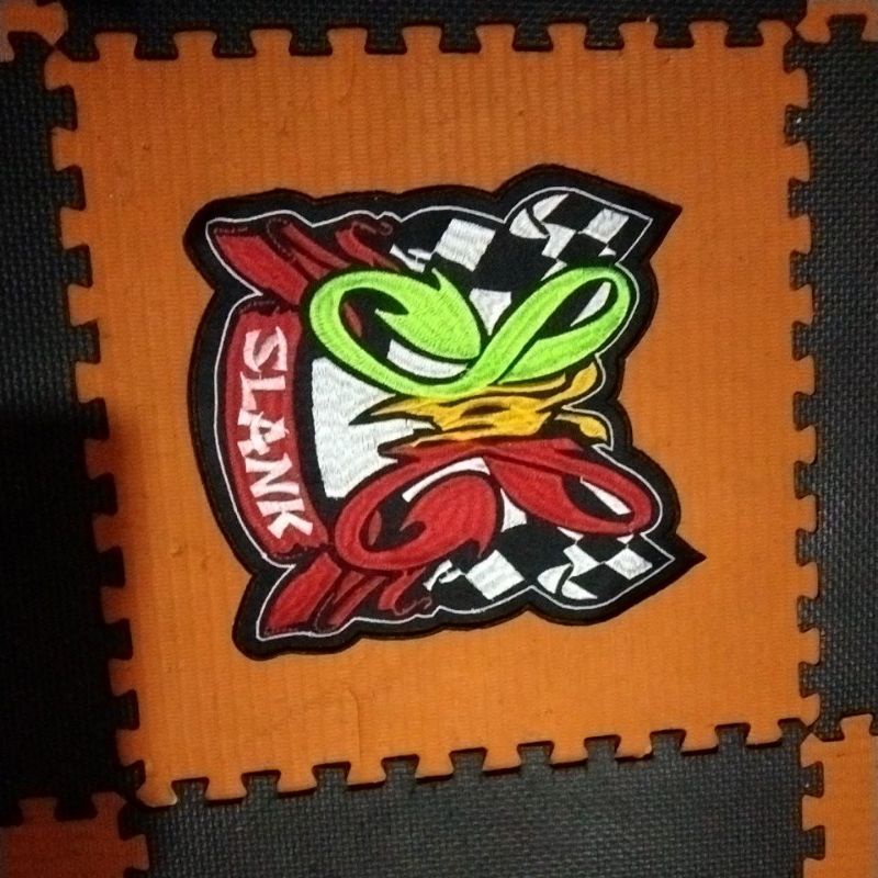 Bordiran Slank Besar.