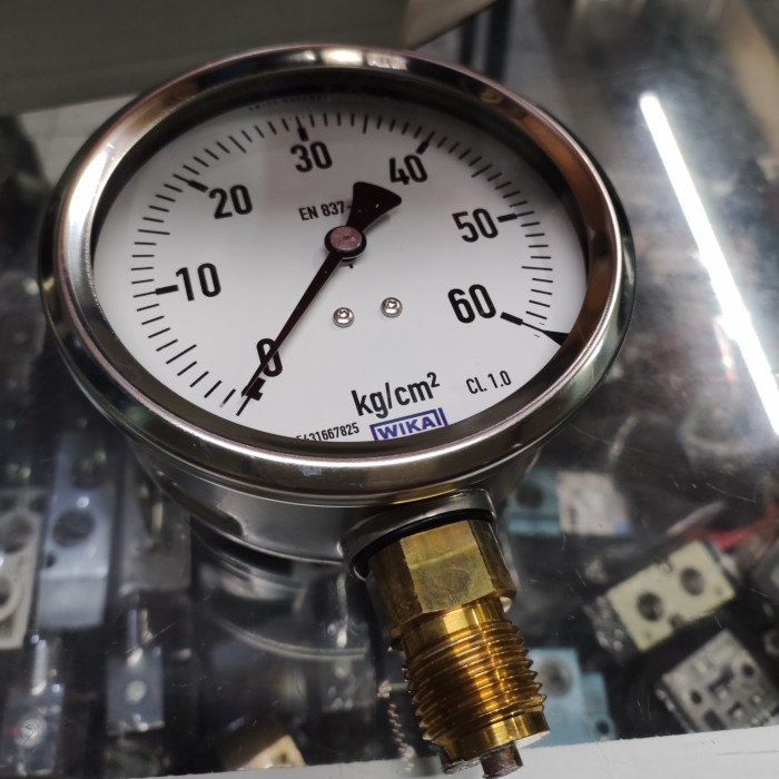 Pressure gauge 60 Bar model raket derat 1/2