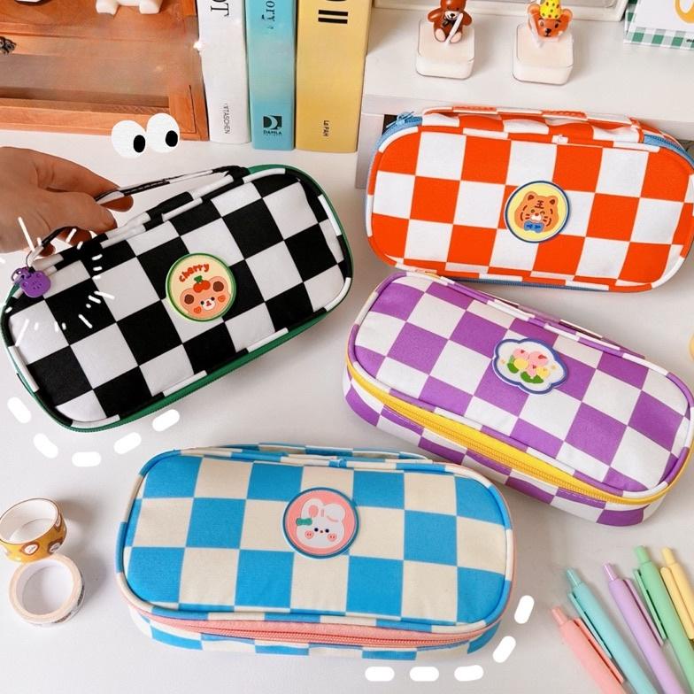 

8.8 Kensho Kotak Pensil Sleting Korea Aesthetic Lucu Import / Pencil Case/Premium/Plaid / Zipper/ Kompartmen/ Imut/ Cute/ Kelinci/ Rabbit/ Bear Grosir !!