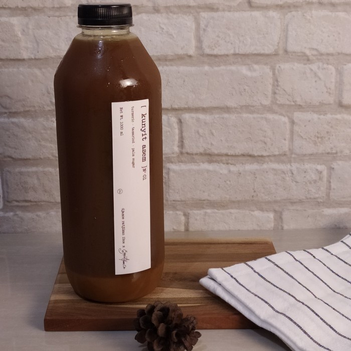 

Jamu Kunyit Asem - Djamoe Ratjikan Iboe 1000Ml
