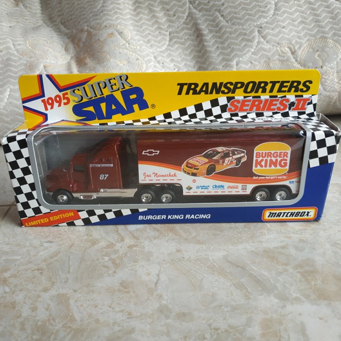MUST HAVE MATCHBOX KENWORTH TRUCK CONVOY TRAILER TRANSPORTER BURGER KING MURAH TERMURAH