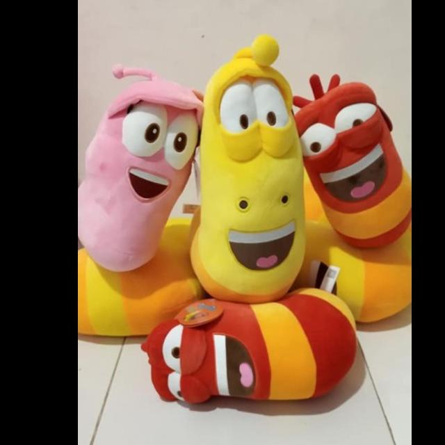 BONEKA PLUSH LARVA PINK IMPORT UKURAN 35CM