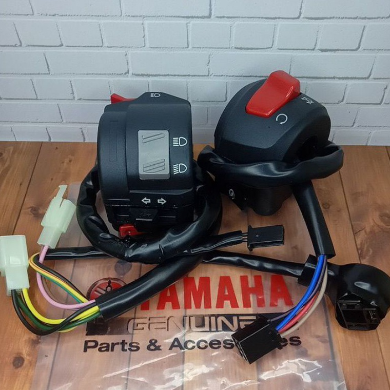 Terpercaya!.. holder saklar kanan dan kiri motor yamaha vixion new kabel gas 2