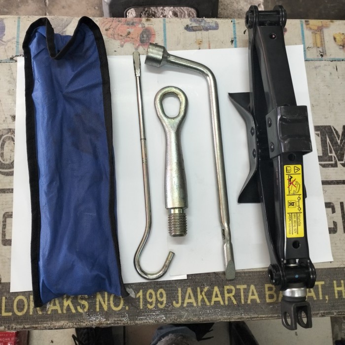 Terlaris Dongkrak Mobil Honda Jazz/Brio/City