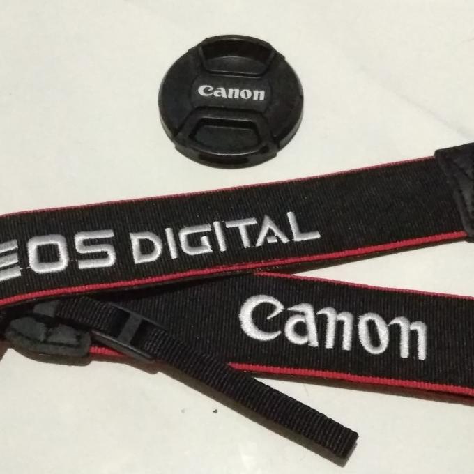 Terbaru | Tali Kamera Digital Canon Dslr Eos 600D Dan Tutup Lensa Canon Standar