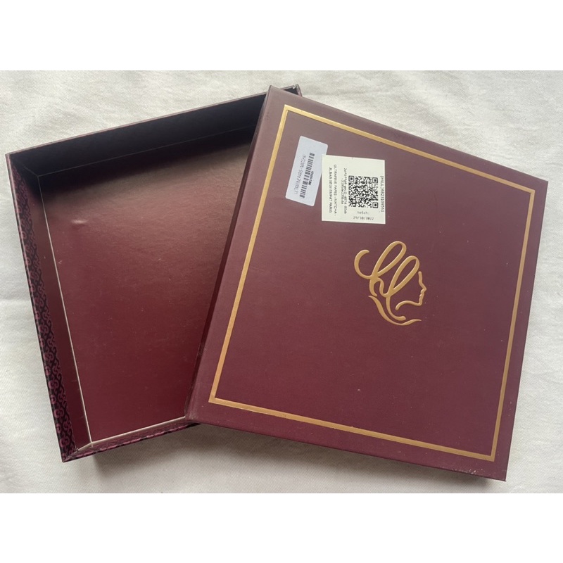 

Hard Box Heaven Lights