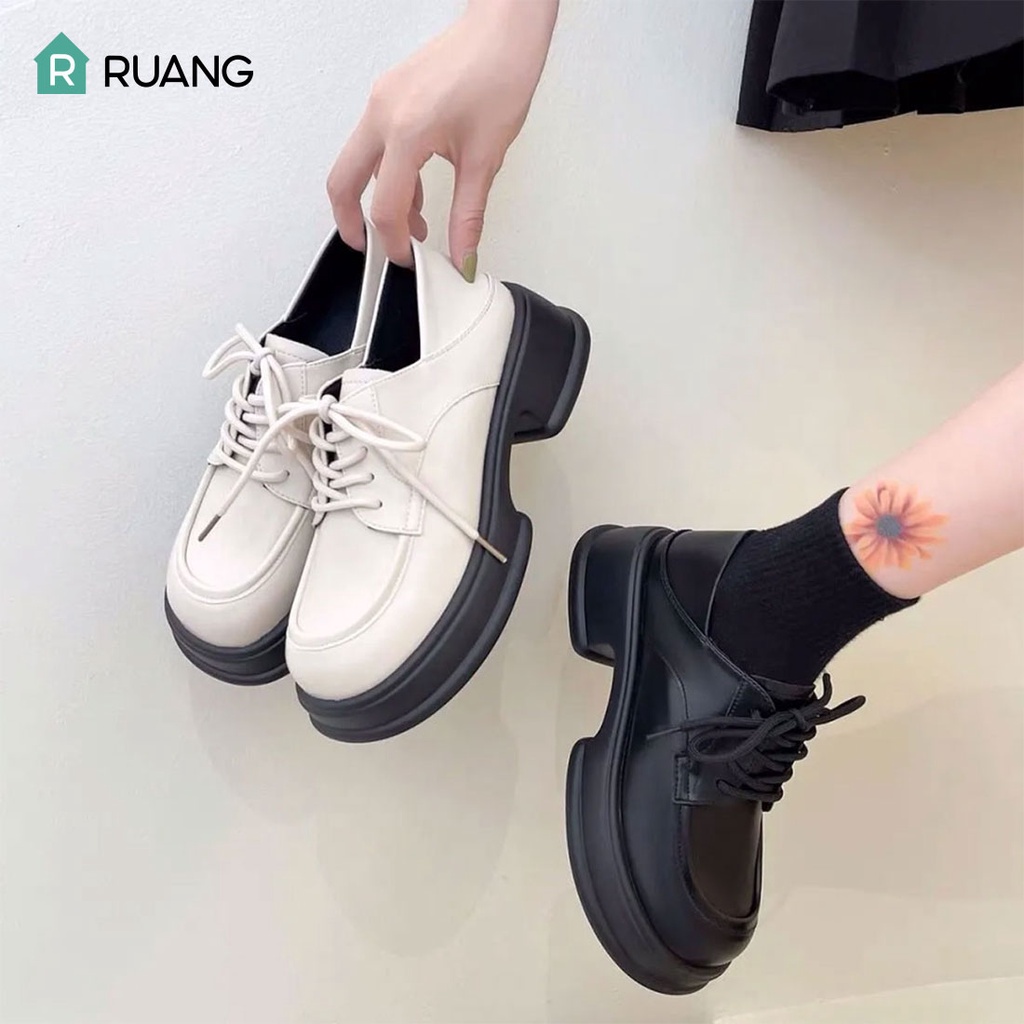 Sepatu Docmart Wanita Docmart Basic Sepatu Loafers Lace Pu Tinggi Sol 4.5 cm Hitam Putih Doff ST038