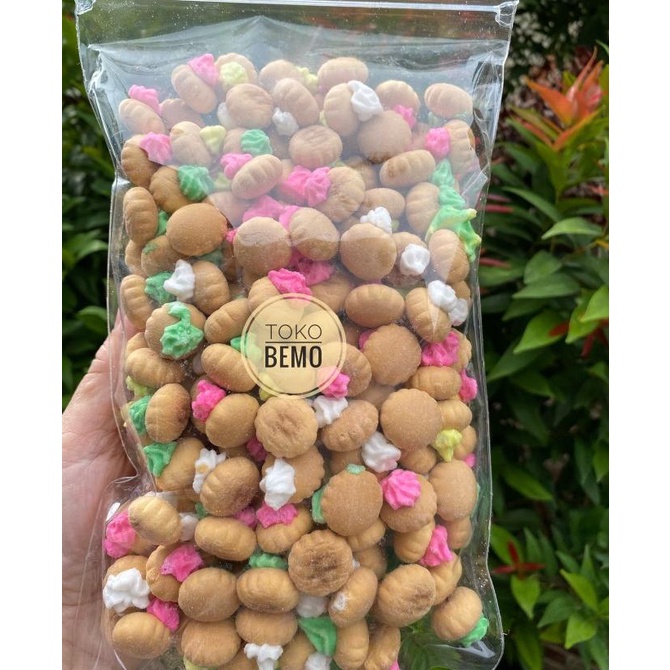 

Gem Rose / Kue Gula Warna Warni