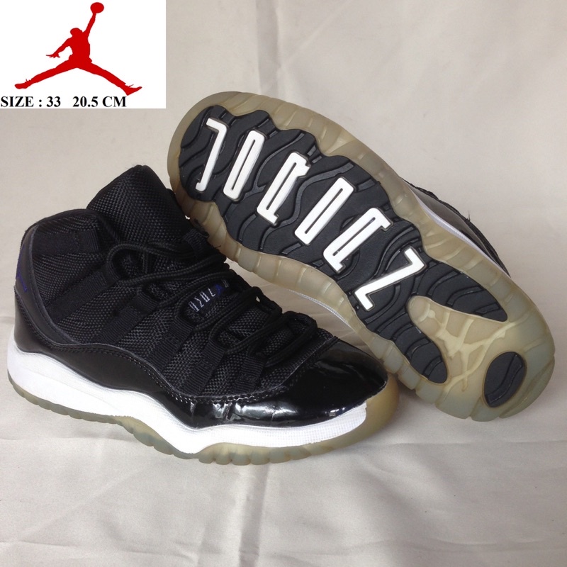 SEPATU ANAK JORDAN 11