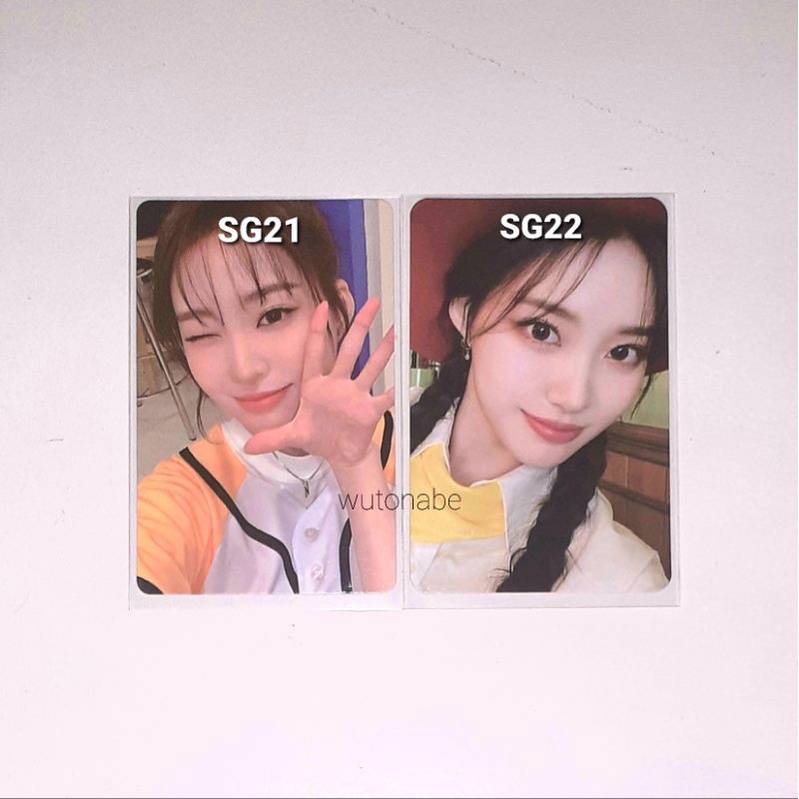 Photocard Zoa Weeekly SG21 & SG22 (PC Season greetings 2021 2022)